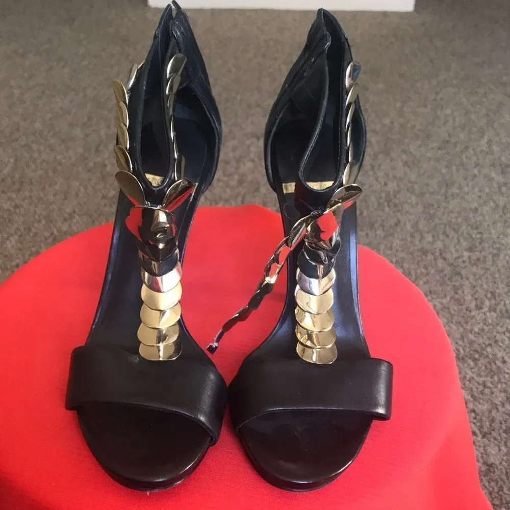 by Marciano Guess Women Shoes Size 5